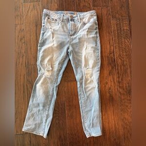 Seven7 Light Wash Straight Distressed Women’s Jeans Size 4